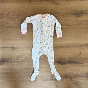 Magnetic Me Pink and White Floral Footie